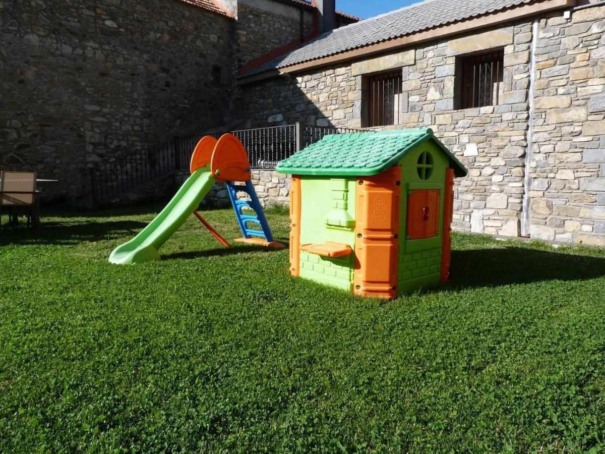 Apartamentos Puerta De Ordesa Laspuña エクステリア 写真