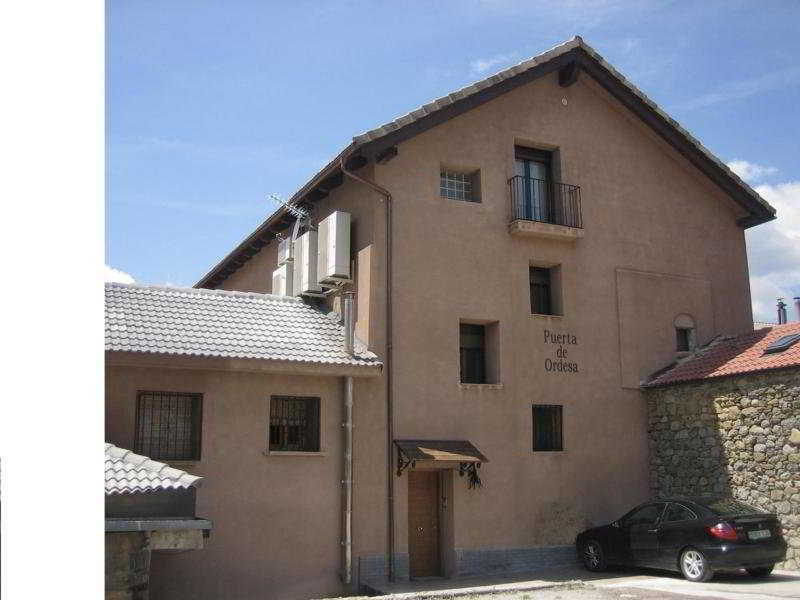 Apartamentos Puerta De Ordesa Laspuña エクステリア 写真