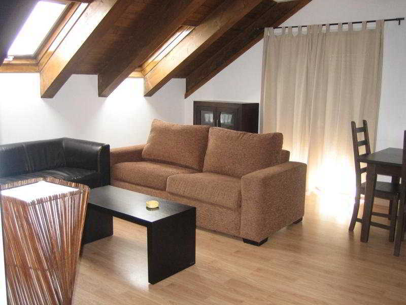 Apartamentos Puerta De Ordesa Laspuña エクステリア 写真