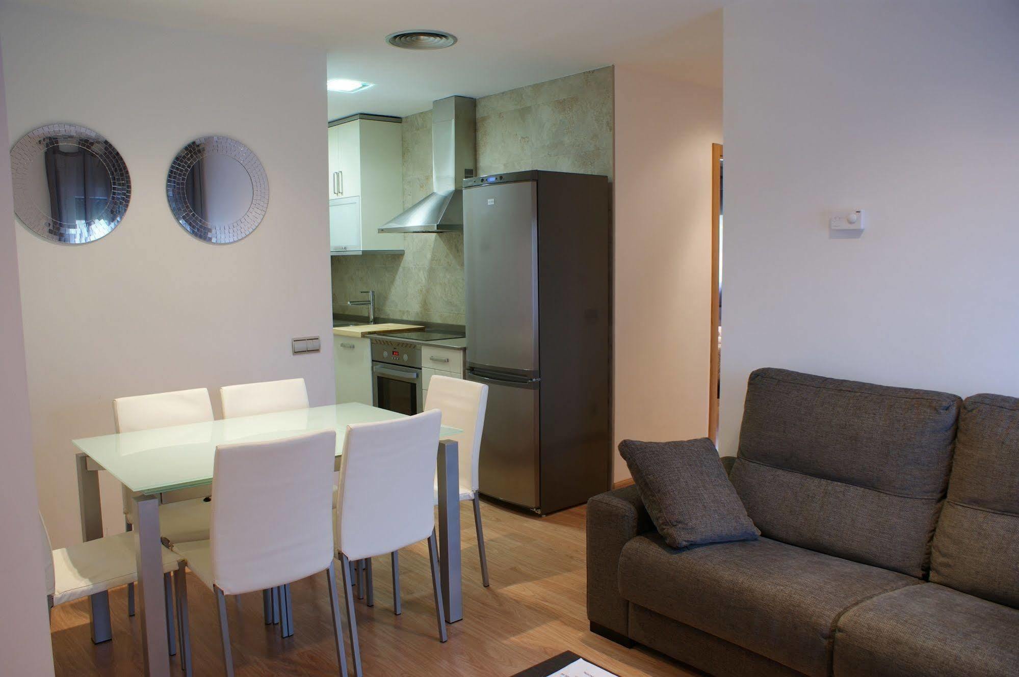 Apartamentos Puerta De Ordesa Laspuña エクステリア 写真