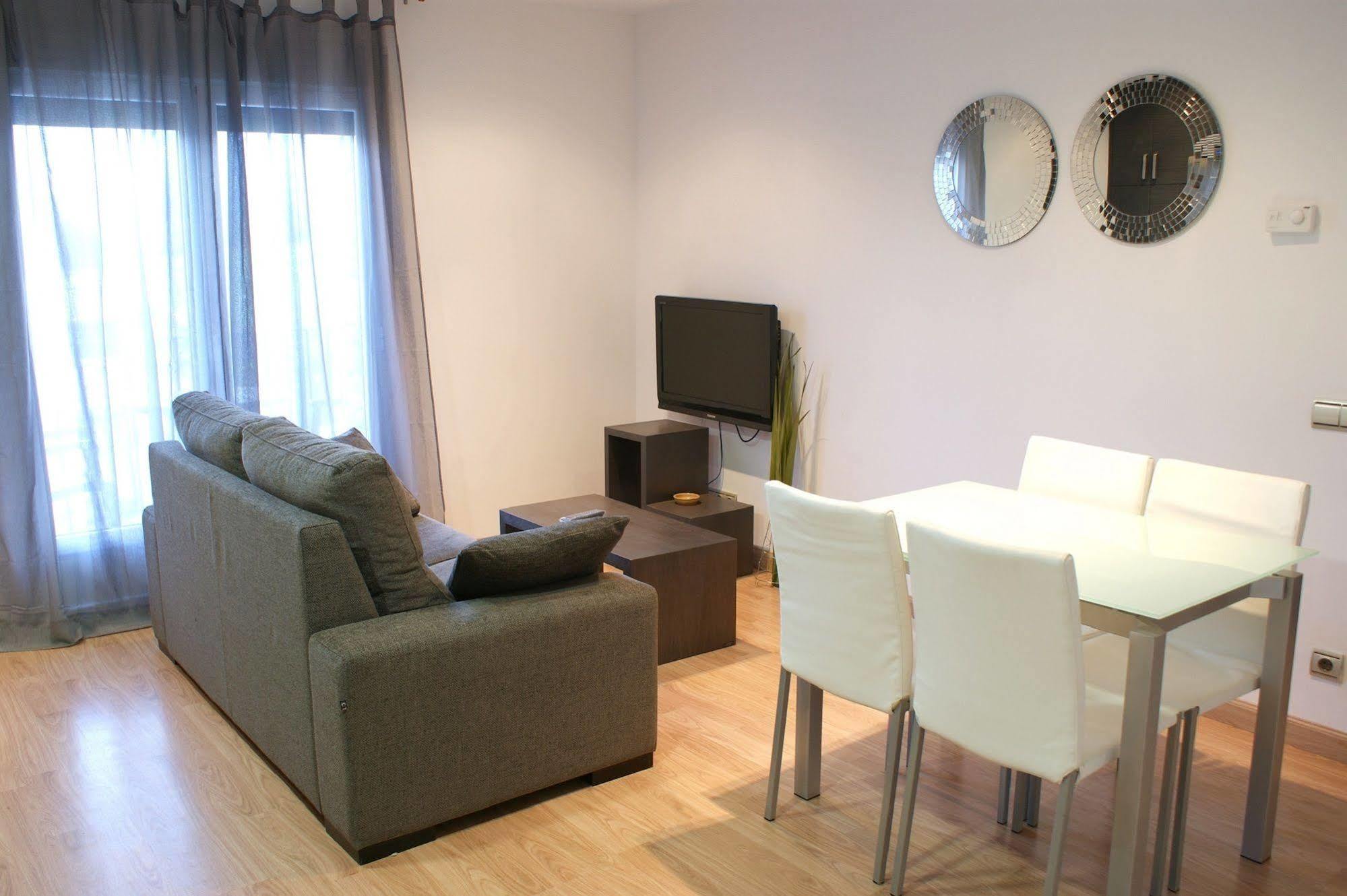 Apartamentos Puerta De Ordesa Laspuña エクステリア 写真